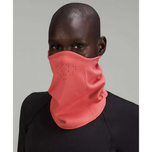 Lululemon Run for It All Neck Warmer Pale Raspberry EUC - Picture 1 of 4